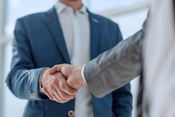 Firma de contrato de rendimiento energético