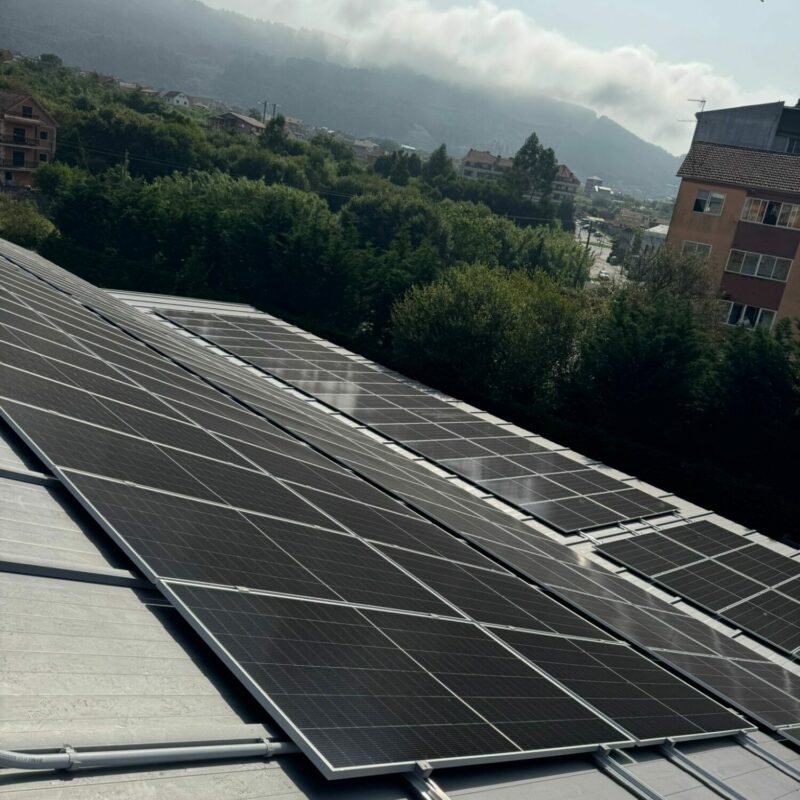 Instalación fotovoltaica de Conservas Rías Baixas en Pontevedra con 288 paneles solares