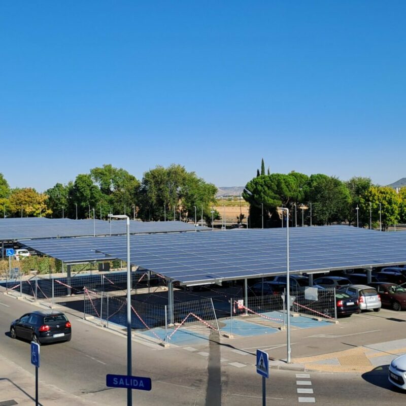 autoconsumo-solar-marquesinas-parking-CC-Parque-Corredor-Helexia